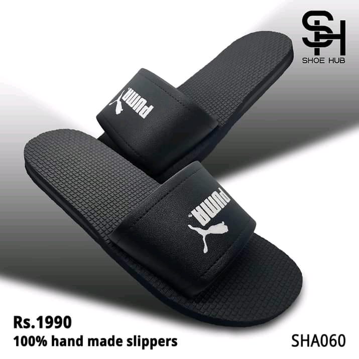 Chapel slipper black